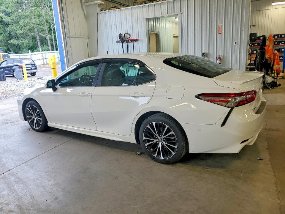 2018 TOYOTA CAMRY SE SE 2
