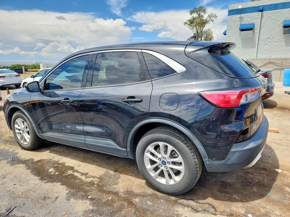 2020 FORD ESCAPE SE 2