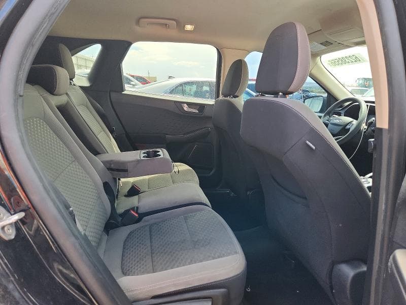 2020 FORD ESCAPE SE 11