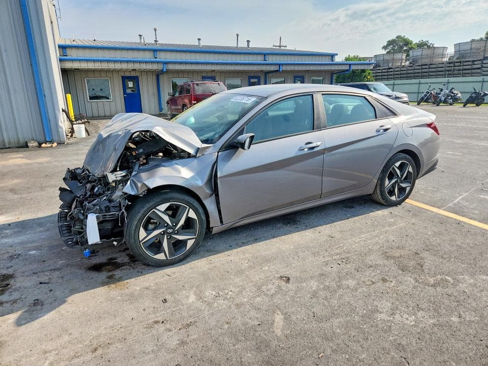 2023 HYUNDAI ELANTRA SEL - 1