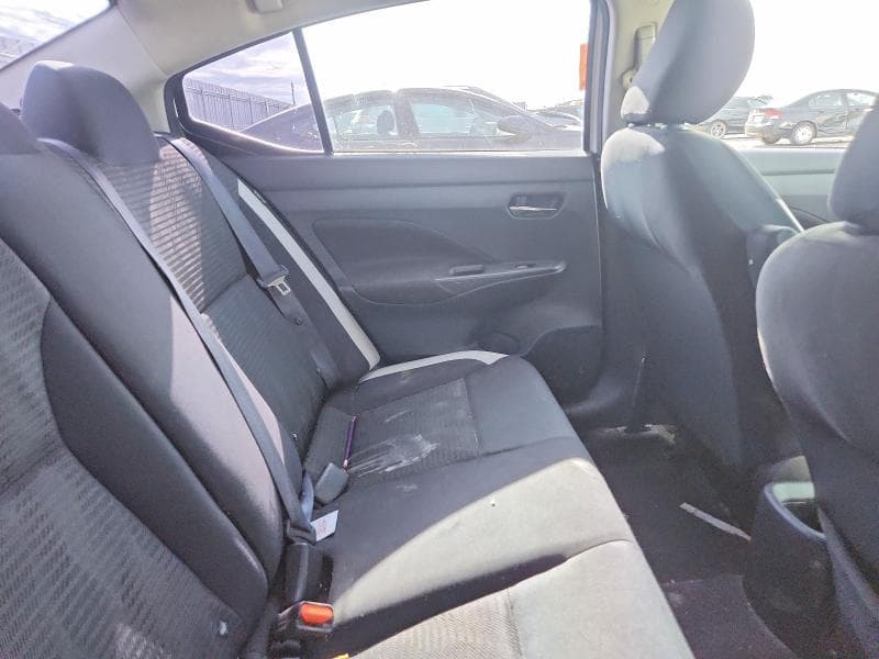 2021 NISSAN VERSA SV 10
