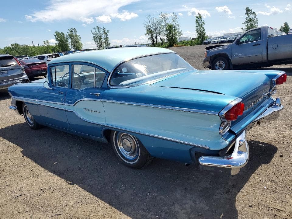 1958 PONTIAC PATHFINDER 2