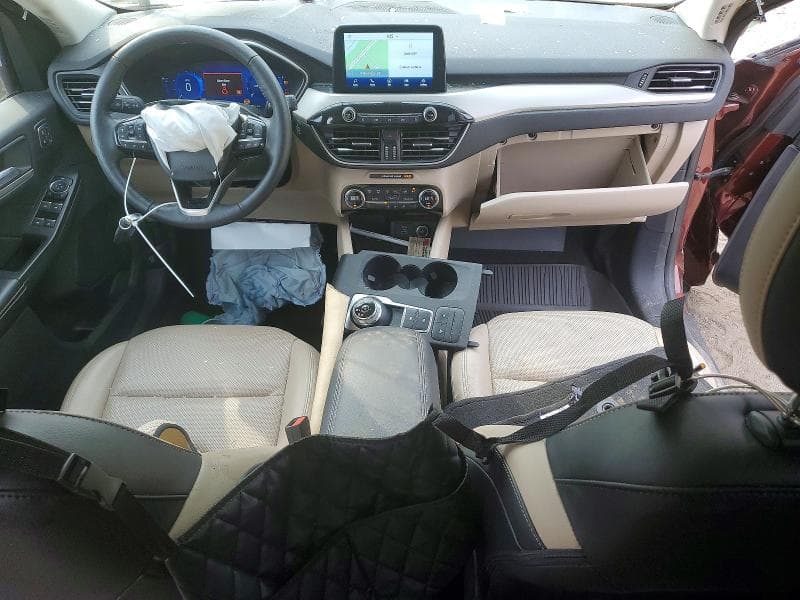 2021 FORD ESCAPE SEL 8