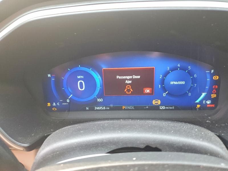2021 FORD ESCAPE SEL 9