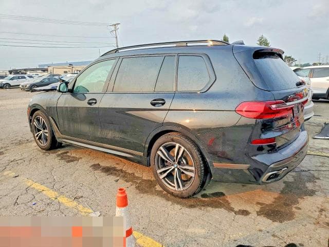 2022 BMW X7 M50I 2