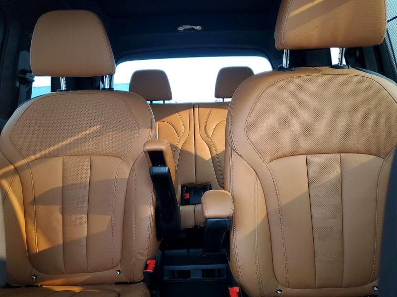 2022 BMW X7 M50I 10