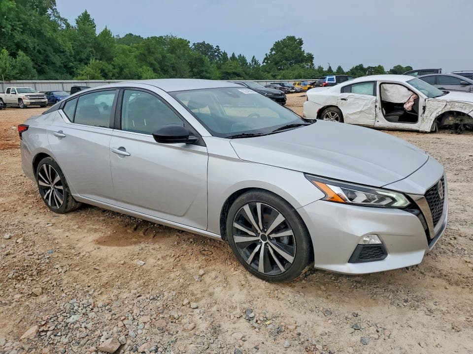 2020 NISSAN ALTIMA SR 4