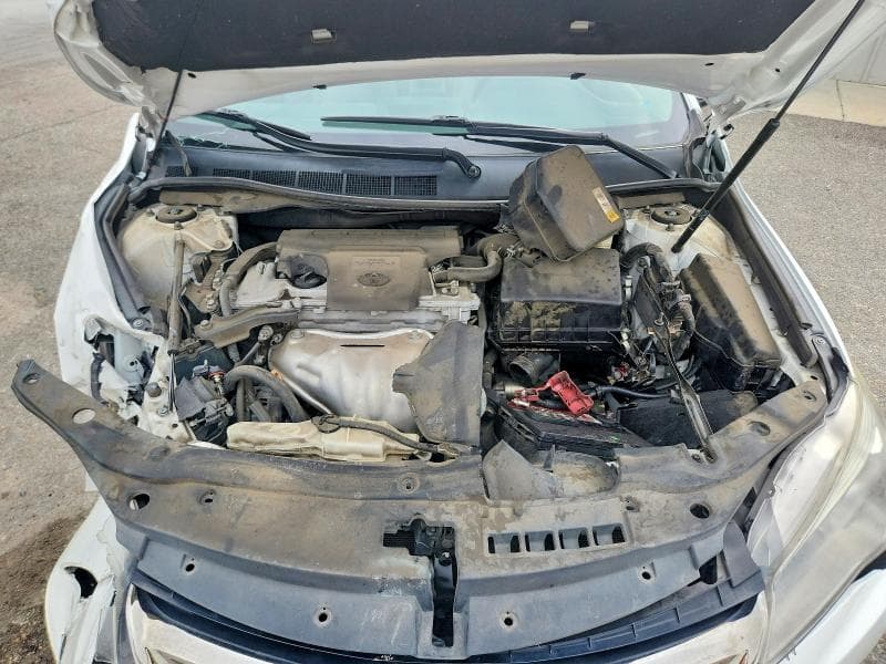 2017 TOYOTA CAMRY SE 11
