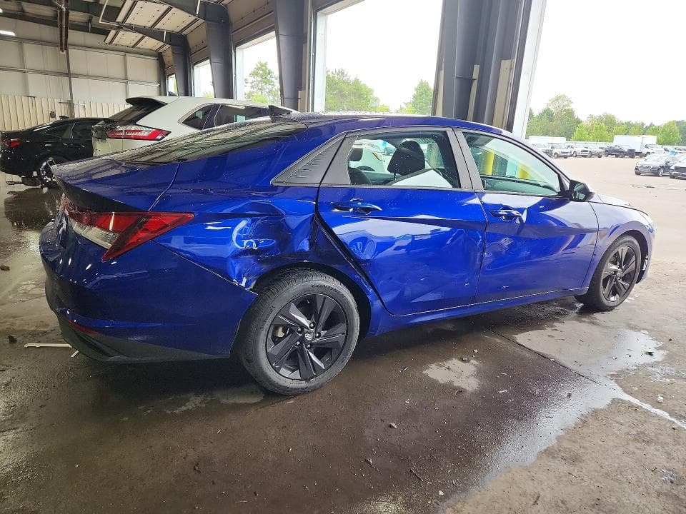 2021 HYUNDAI ELANTRA SEL 3