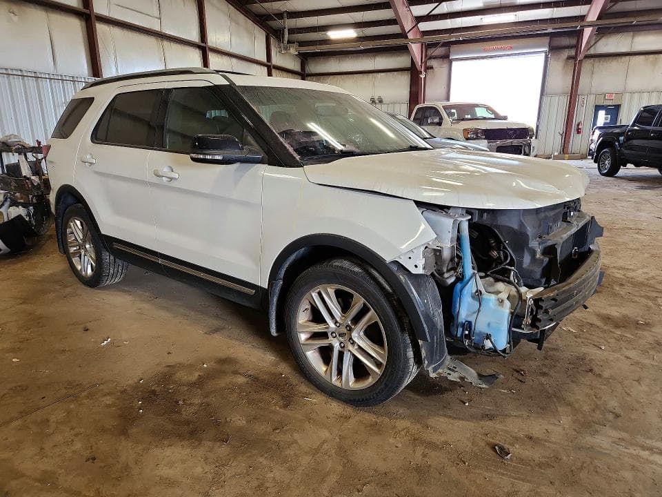 2017 FORD EXPLORER XLT 4