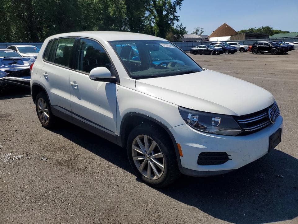 2017 VOLKSWAGEN TIGUAN S 4
