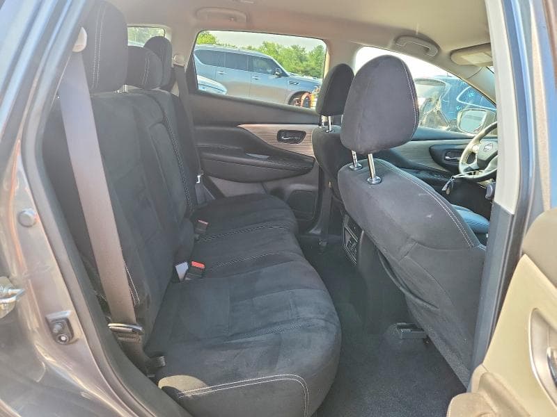 2018 NISSAN MURANO SV 11