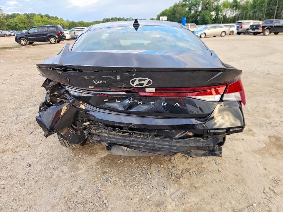 2025 HYUNDAI ELANTRA SEL SPORT 6