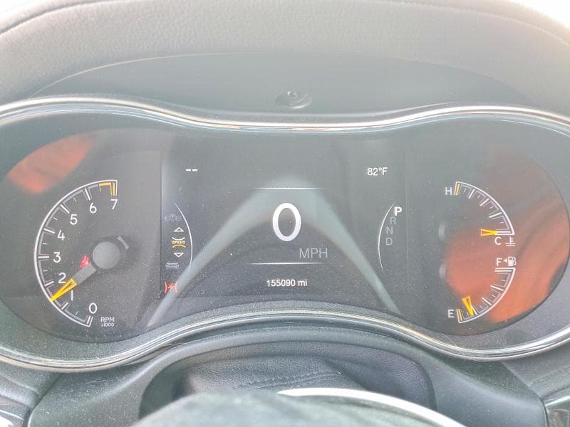 2019 JEEP GRAND CHEROKEE OVERLAND 9