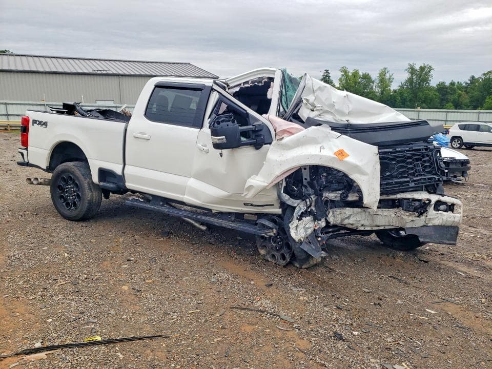 2025 FORD F250 SUPER DUTY 4