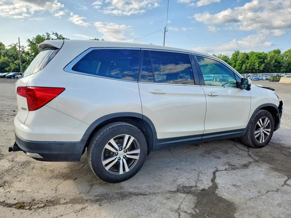 2018 HONDA PILOT EX 3