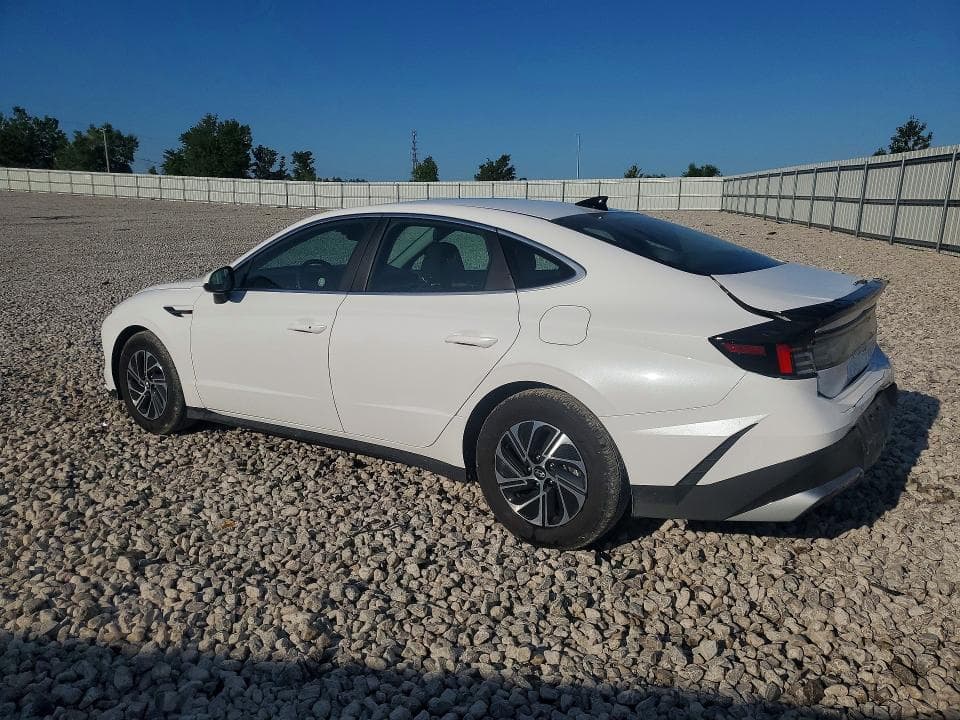 2026 HYUNDAI SONATA HYBRID BLUE 2
