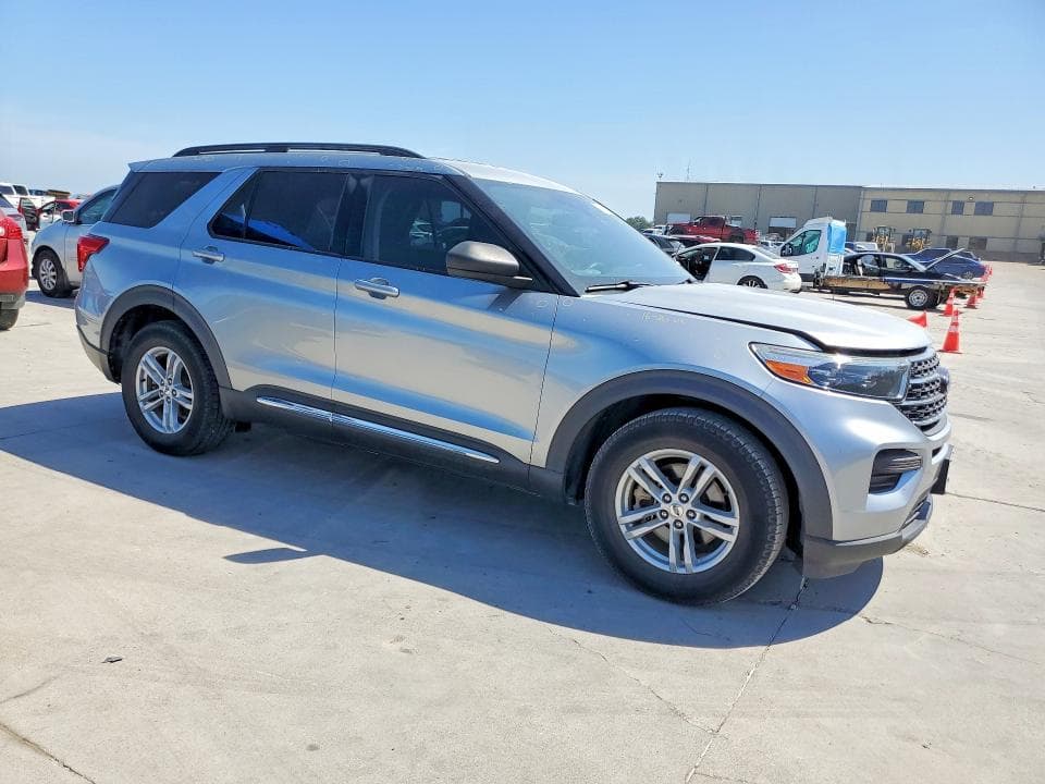 2021 FORD EXPLORER XLT 4