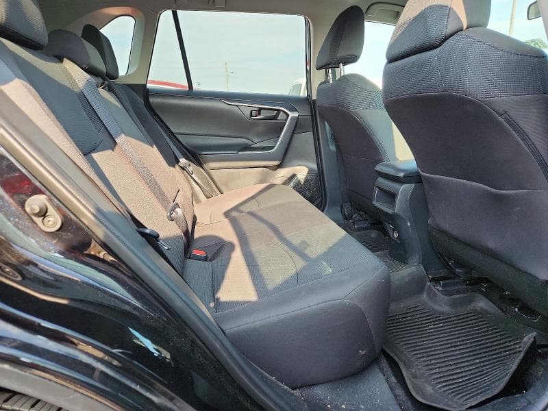 2021 TOYOTA RAV4 LE 11