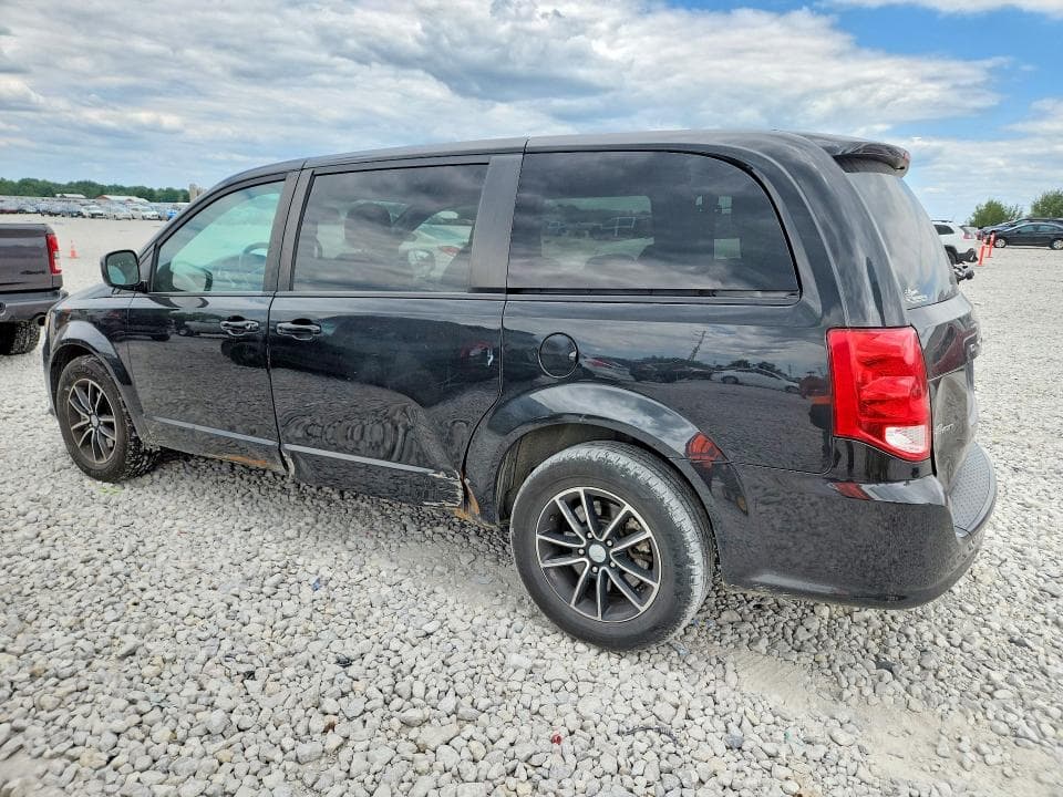 2018 DODGE GRAND CARAVAN SE 2