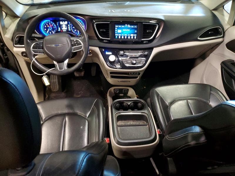 2021 CHRYSLER VOYAGER LXI 8