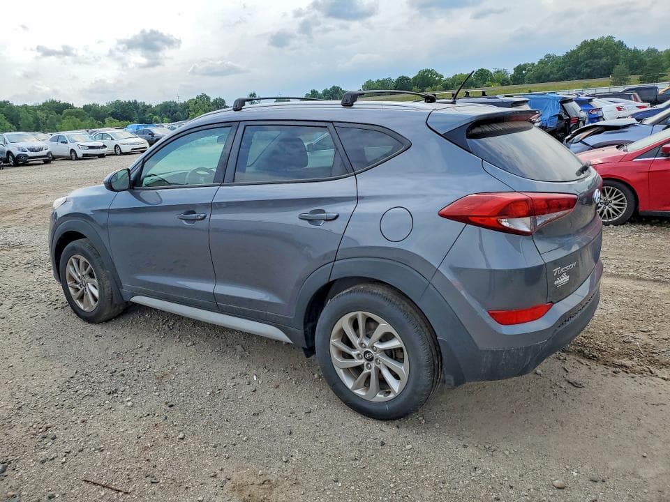 2017 HYUNDAI TUCSON SE 2