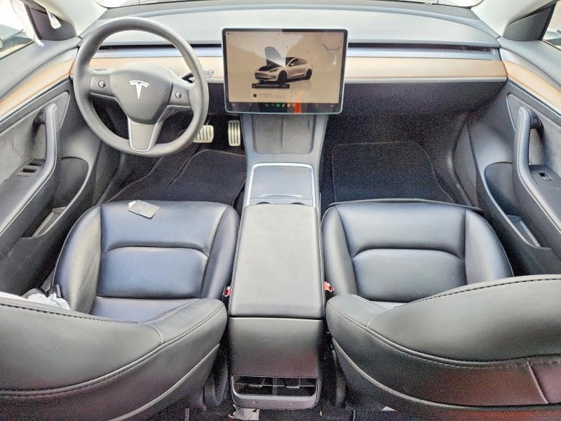 2023 TESLA MODEL 3 8
