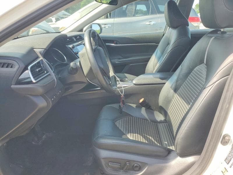 2018 TOYOTA CAMRY SE 7