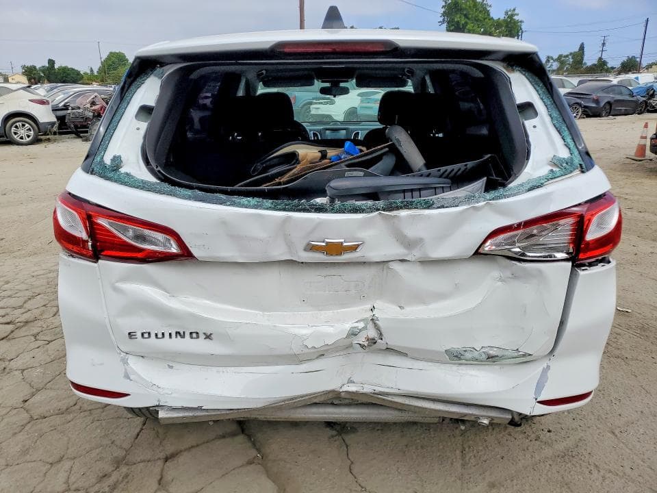 2018 CHEVROLET EQUINOX LS 6