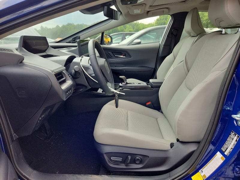 2026 TOYOTA PRIUS LIMITED 7