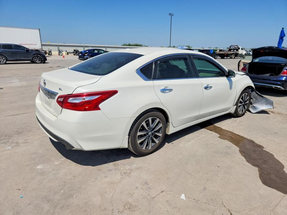 2017 NISSAN ALTIMA 3