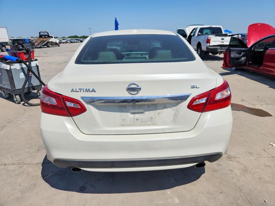 2017 NISSAN ALTIMA 6