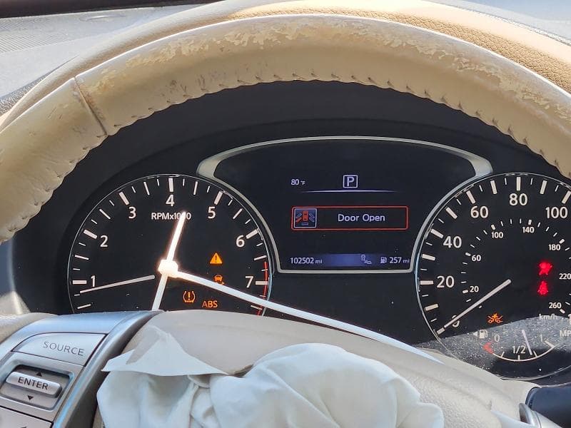 2017 NISSAN ALTIMA 9
