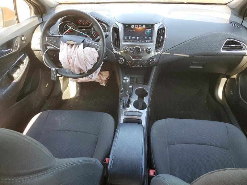 2017 CHEVROLET CRUZE LT 8
