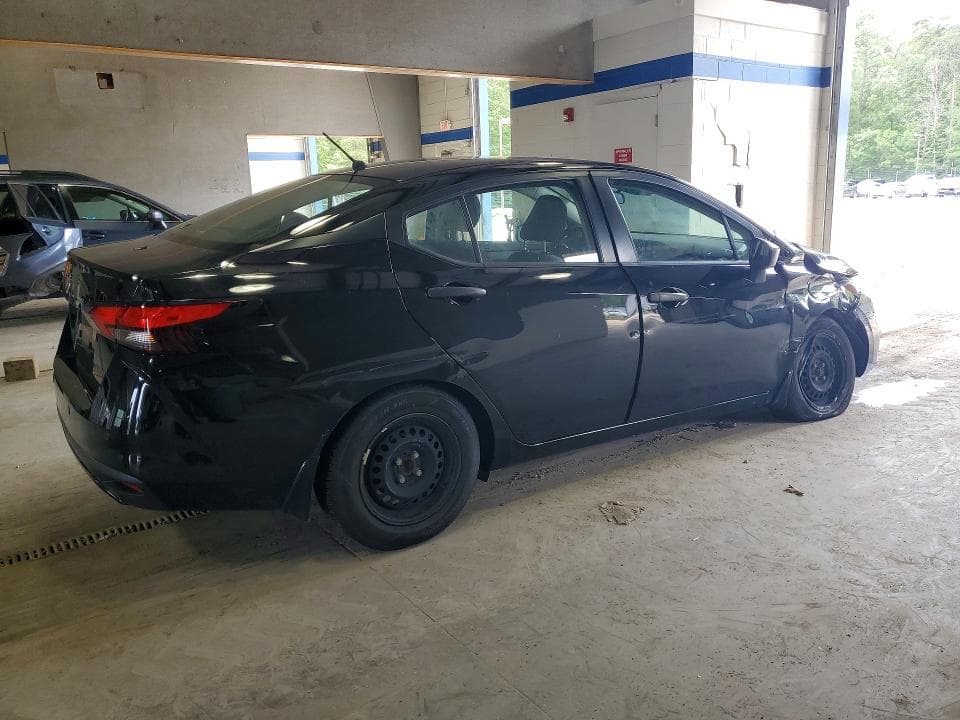 2022 NISSAN VERSA S 3