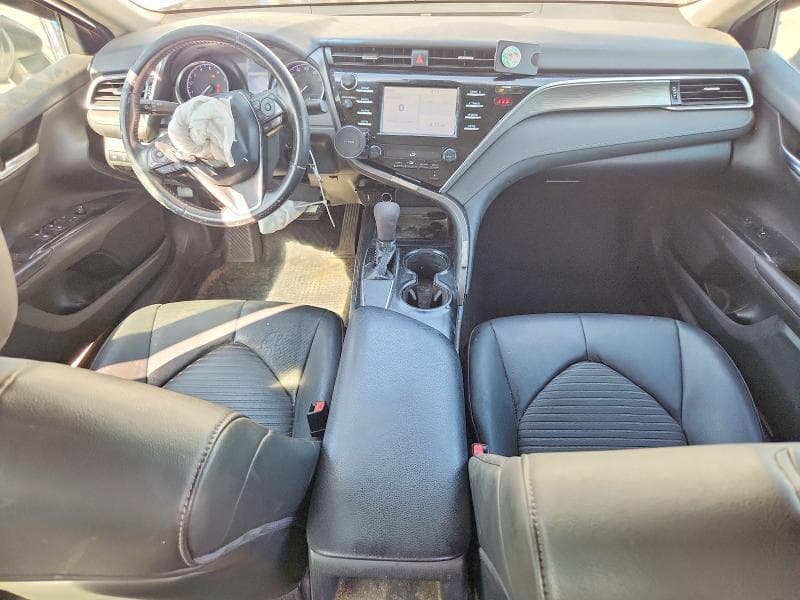 2018 TOYOTA CAMRY SE 8