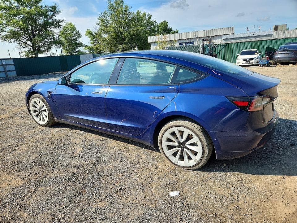 2022 TESLA MODEL 3 2