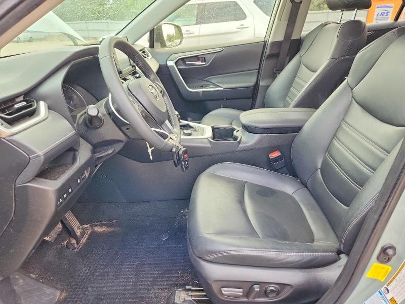 2022 TOYOTA RAV4 XLE PREMIUM 7
