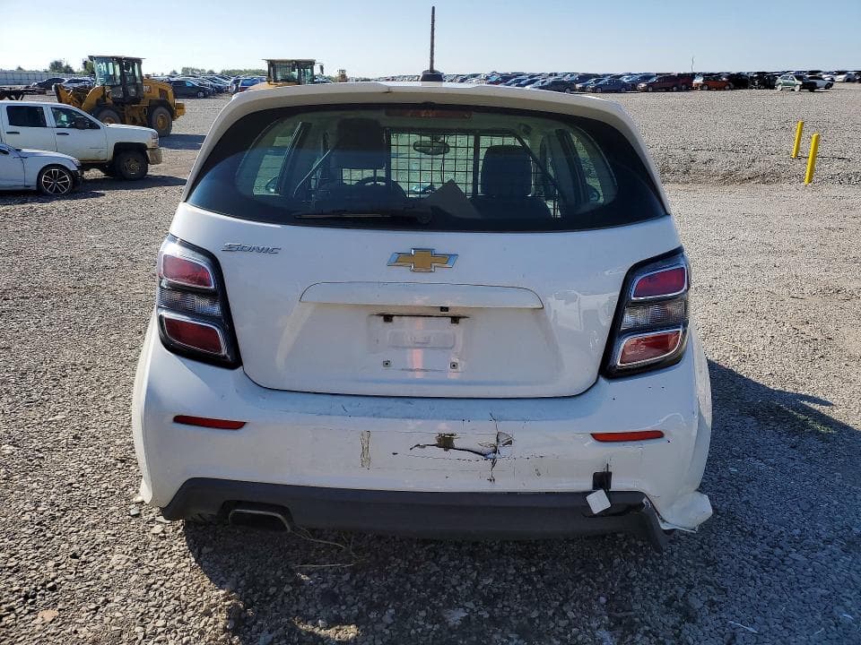 2019 CHEVROLET SONIC 6