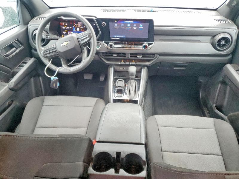 2025 CHEVROLET COLORADO 8