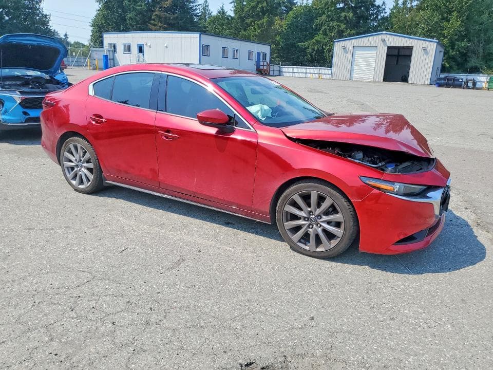 2019 MAZDA 3 PREMIUM 4