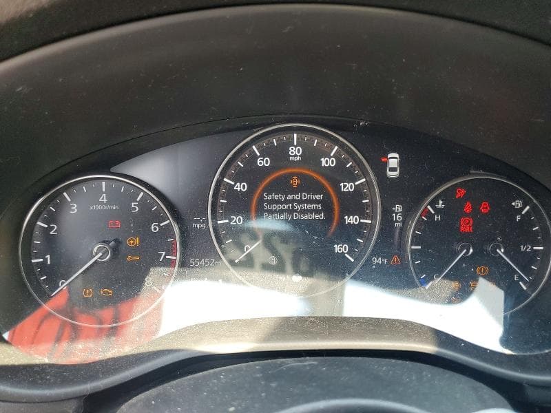 2019 MAZDA 3 PREMIUM 9