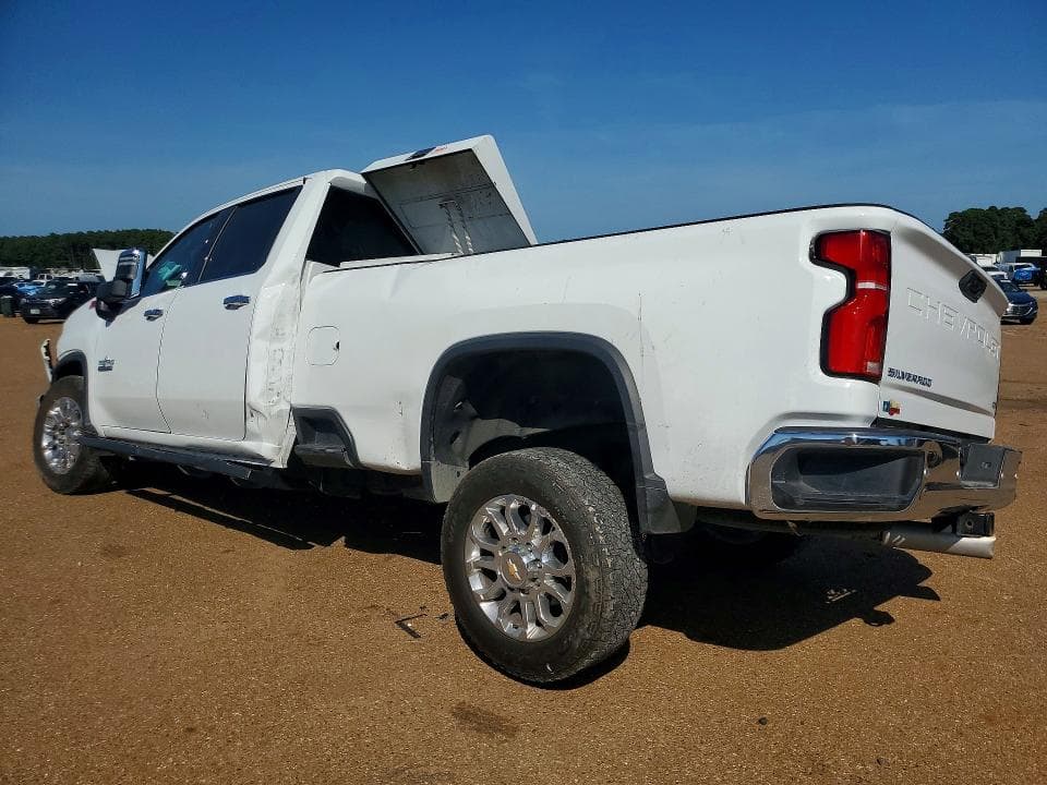 2025 CHEVROLET SILVERADO K2500 HEAVY DUTY LTZ 2