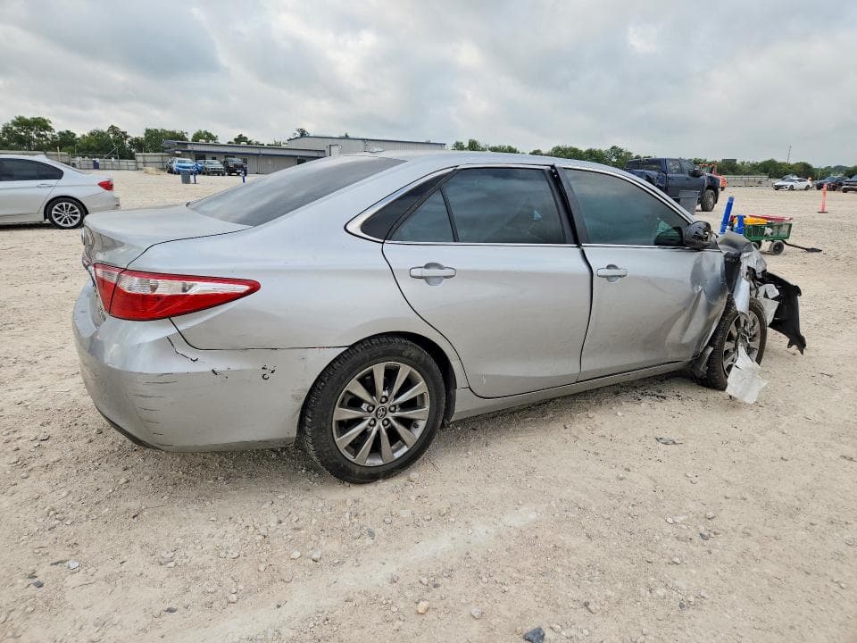2017 TOYOTA CAMRY HYBRID XLE 3