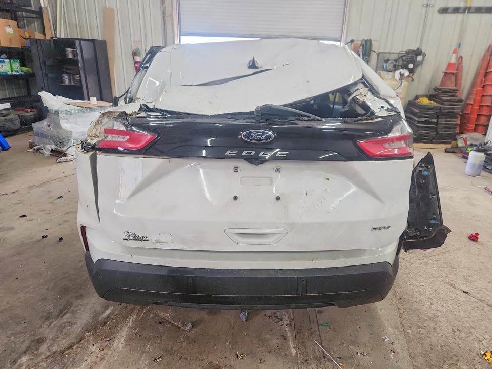 2021 FORD EDGE SE 6