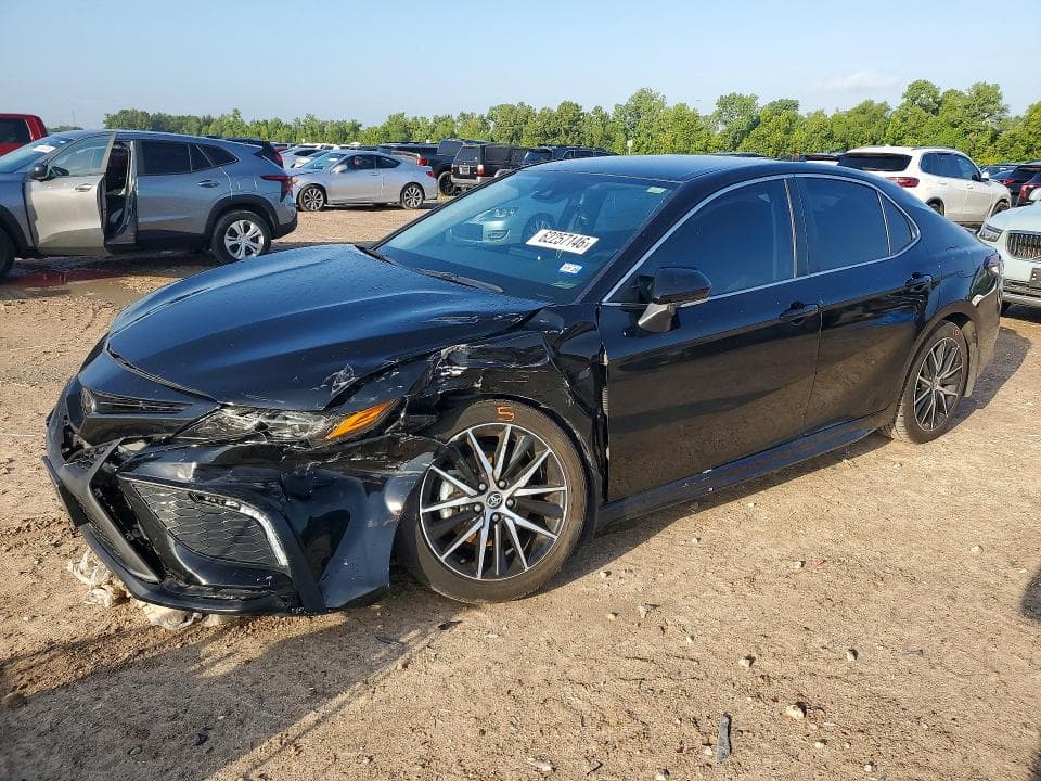 2024 TOYOTA CAMRY SE - 1
