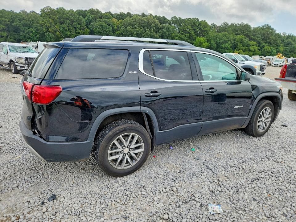 2017 GMC ACADIA SLE 3