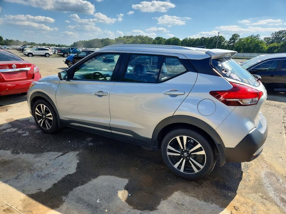 2019 NISSAN KICKS SR 2