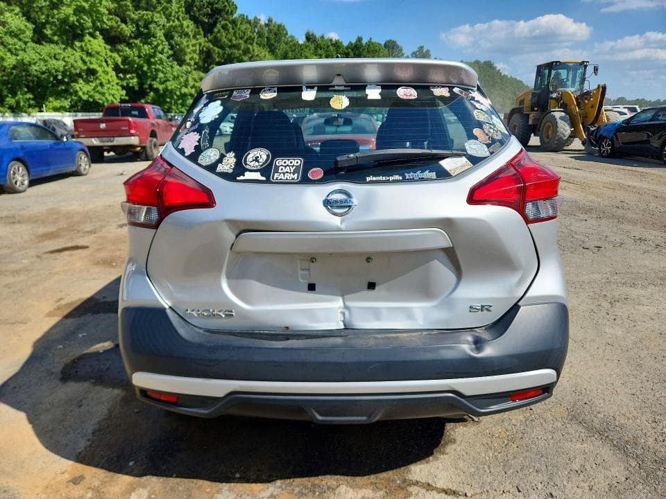 2019 NISSAN KICKS SR 6