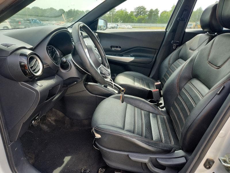 2019 NISSAN KICKS SR 7